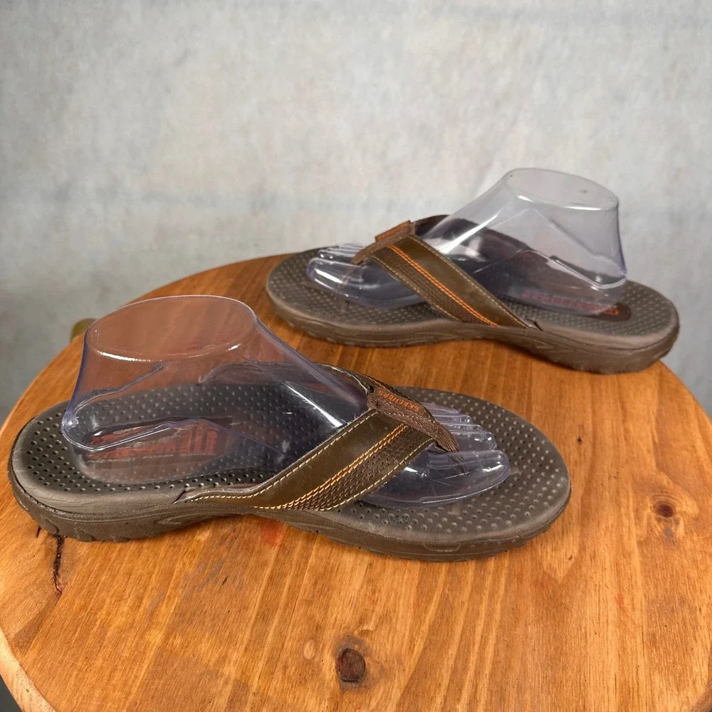 Skechers Flip Flop Sandals Mens 9.5 Brown Excellent Relaxed Fit Memory Foam 360